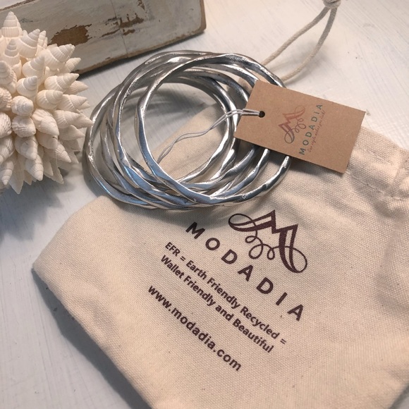 Modadia Bangle Stack Bracelet Set - Picture 3 of 3